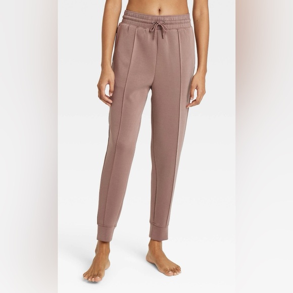 all in motion Pants - Women’s Sandwash Slim Fit Joggers - All in Motion Brown Size Large